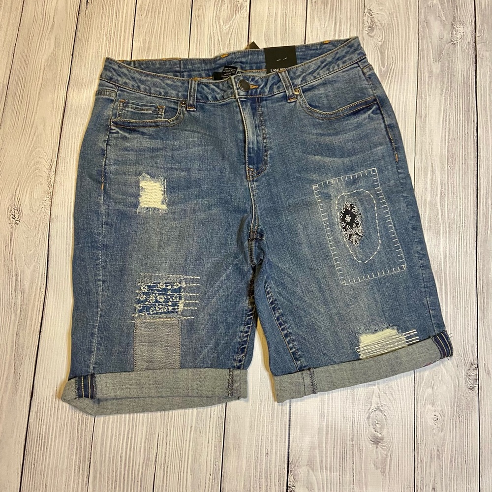 NWT Lane Bryant Distressed Denim Bermuda Shorts 16